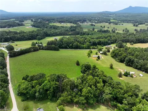 0 Sechrist Loop, Pilot Mountain, NC 27041 photo 4