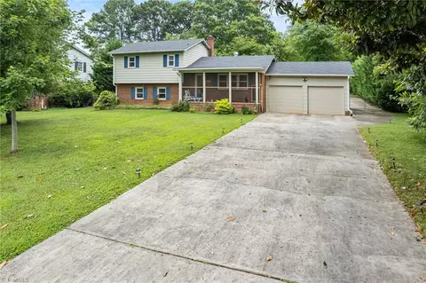 3504 Greenhill Dr, High Point, NC 27265