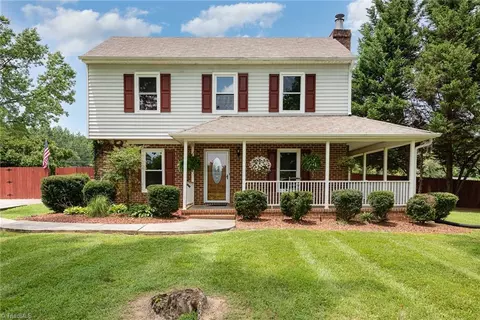 2001 Macon Glen Dr, Pleasant Garden, NC 27313