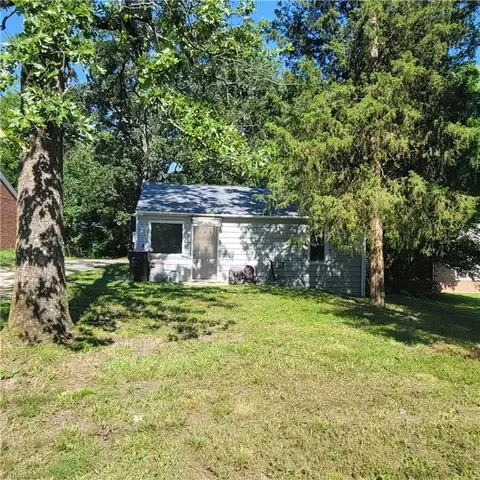 286 Dorothy St, High Point, NC 27262