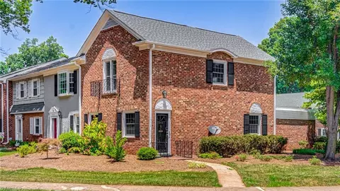 2401 Patriot Way #E, Greensboro, NC 27408