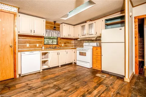 5030 Poplar Ridge Rd, Trinity, NC 27370 photo 6