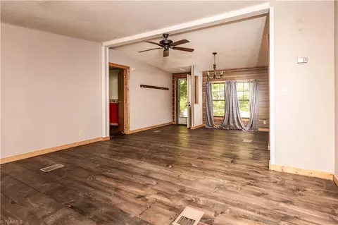 5030 Poplar Ridge Rd, Trinity, NC 27370 photo 4