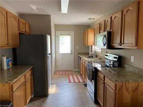 4297 Fox St, Randleman, NC 27317 photo 5