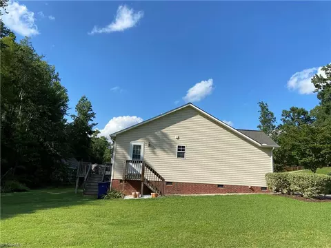 4297 Fox St, Randleman, NC 27317 photo 2