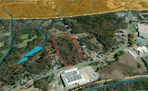 1755 Barnes St, Reidsville, NC 27320
