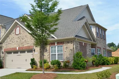 1567 Oakbluffs Dr #412, Colfax, NC 27235