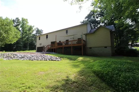 4687 Oakview Dr, Trinity, NC 27370 photo 8