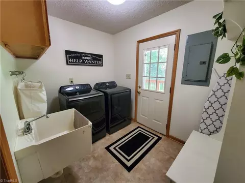 4687 Oakview Dr, Trinity, NC 27370 photo 21