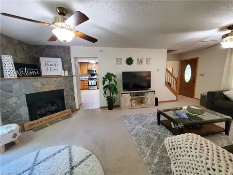 4687 Oakview Dr, Trinity, NC 27370 photo 12