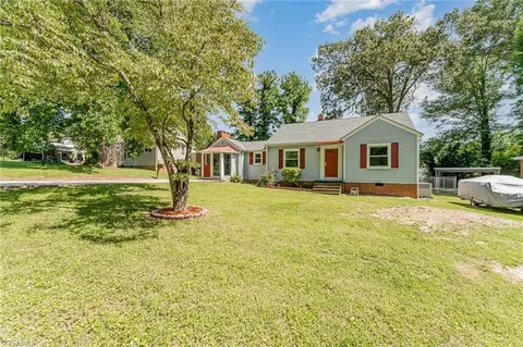 1405 Sunset Ave, Asheboro, NC 27205