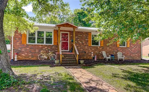 264 Anita Dr, Winston Salem, NC 27104