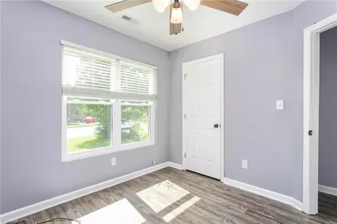 2468 Shadow Valley Rd, High Point, NC 27265 photo 15