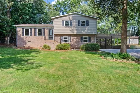 3834 Red Fox Rd, Trinity, NC 27370