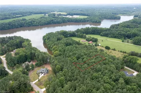1403 Sunset Pointe Dr, Salisbury, NC 28146 photo 7