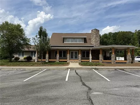 1403 Sunset Pointe Dr, Salisbury, NC 28146 photo 12