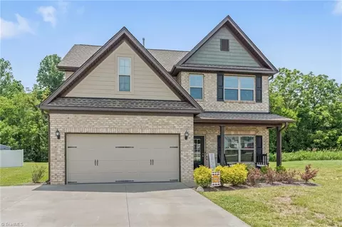 116 Radiant Path, Trinity, NC 27370 photo 2