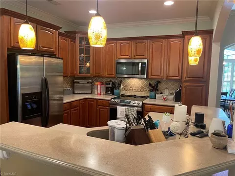 2344 Azure Ct, High Point, NC 27265 photo 18