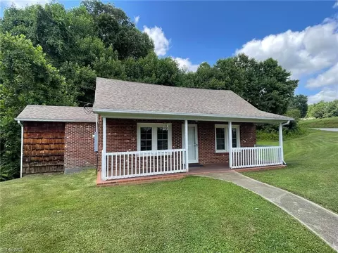 309 Maple St, Ronda, NC 28670