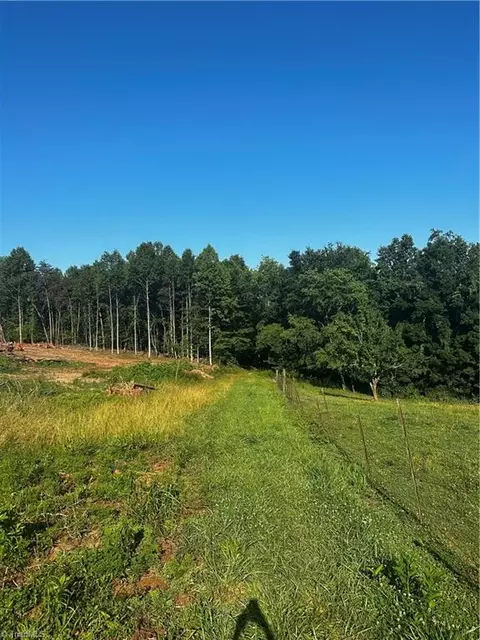 Undisclosed, Dobson, NC 27017 photo 6