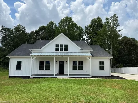 111 Arrowood Ln, Harmony, NC 28634 photo 28