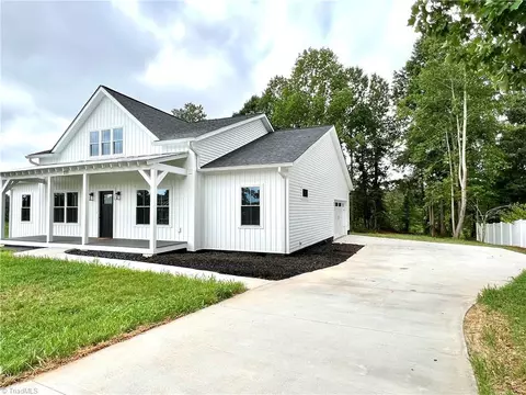 111 Arrowood Ln, Harmony, NC 28634 photo 29