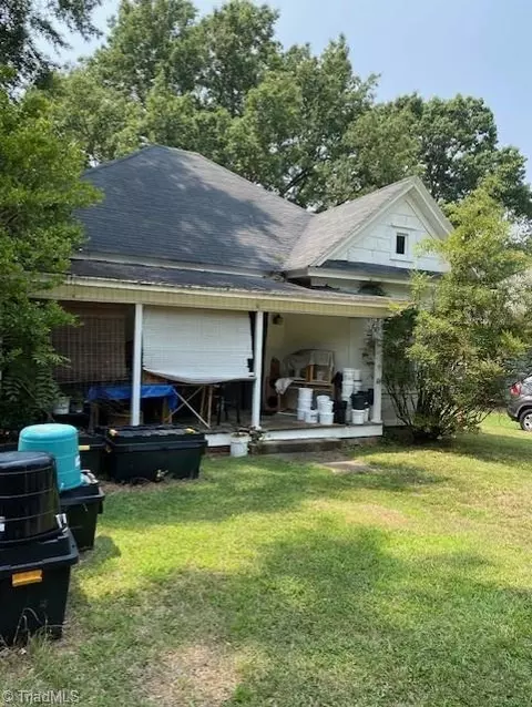 1212 Gregory St, Greensboro, NC 27403