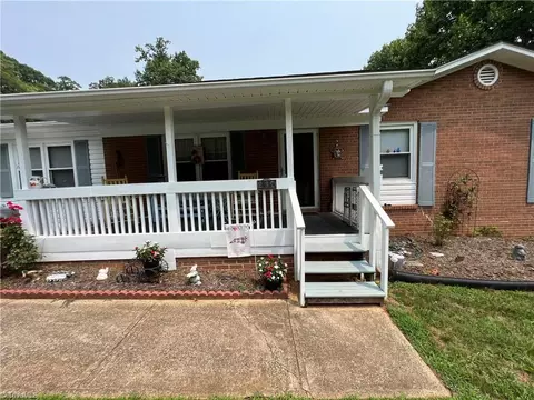 237 Kingstree Rd, King, NC 27021 photo 11