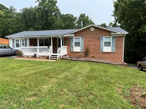 237 Kingstree Rd, King, NC 27021