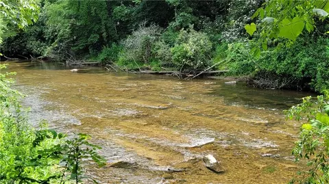 2 River Pointe Lane, Sparta, NC 28675
