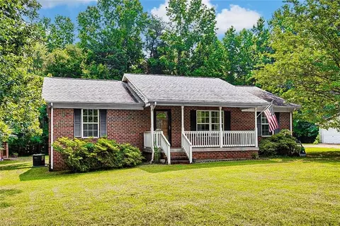5360 Cypress Ln, Climax, NC 27233