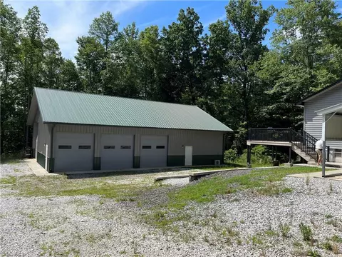 1646 Bud Tilley Rd, Pinnacle, NC 27043