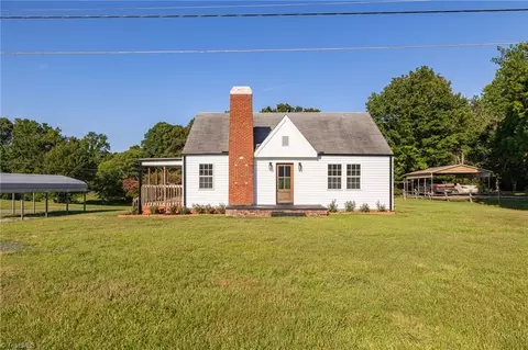 540 Charlie Hinkle Rd, Lexington, NC 27295