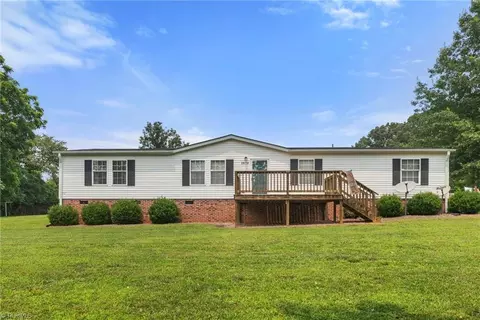 2678 Ashland Rd, Ruffin, NC 27326