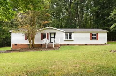 2103 Millcroft Rd, Pleasant Garden, NC 27313
