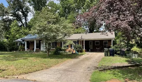 319 Idlewild Dr, Lexington, NC 27295