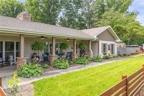 550 Pannel Rd, Reidsville, NC 27320