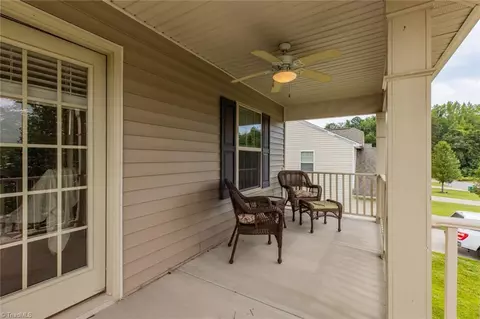 6735 Maize Dr, High Point, NC 27265 photo 28