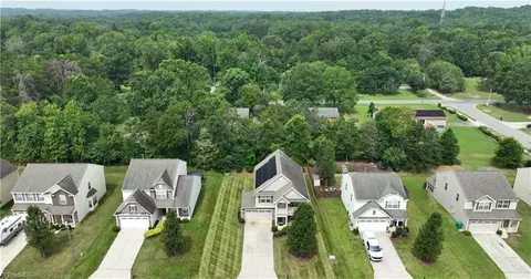 6735 Maize Dr, High Point, NC 27265 photo 47