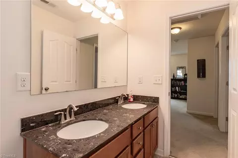 6735 Maize Dr, High Point, NC 27265 photo 40