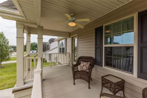 6735 Maize Dr, High Point, NC 27265 photo 31