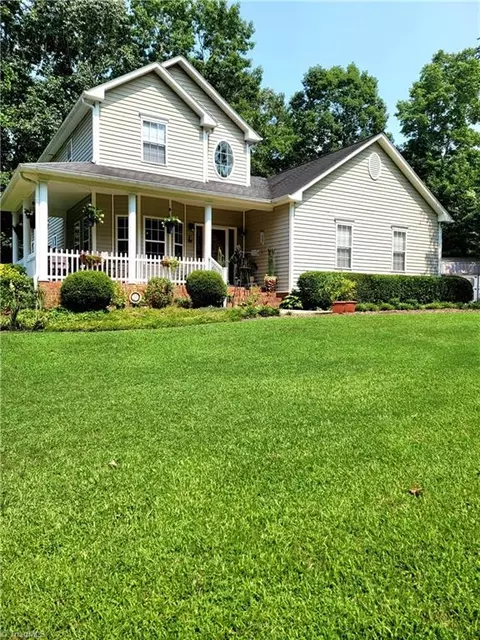 350 Staley Dr, Linwood, NC 27299