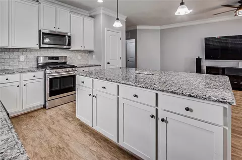 104 Radiant Path, Trinity, NC 27370 photo 10