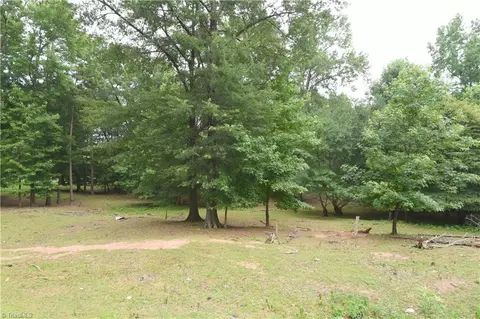 00 Brook Cove Rd, Walnut Cove, NC 27052