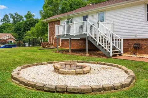2600 Northfork Ter, High Point, NC 27265 photo 37