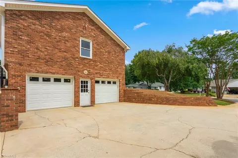 2600 Northfork Ter, High Point, NC 27265 photo 42