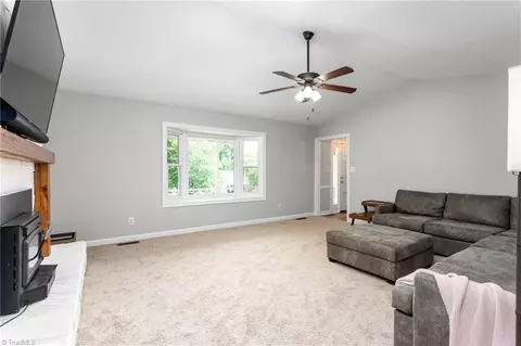 2600 Northfork Ter, High Point, NC 27265 photo 11