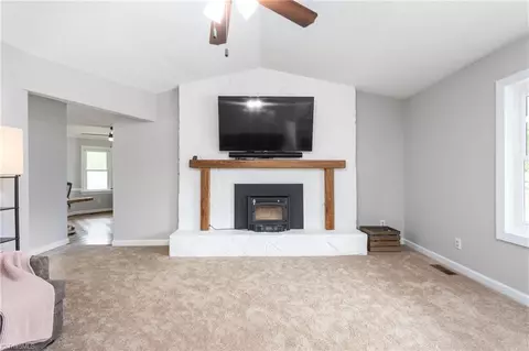 2600 Northfork Ter, High Point, NC 27265 photo 10