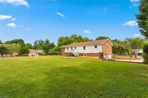 2600 Northfork Ter, High Point, NC 27265 photo 38