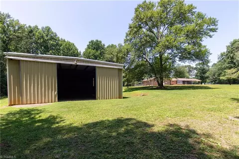 660 Wilmoth Rd, Dobson, NC 27017 photo 43